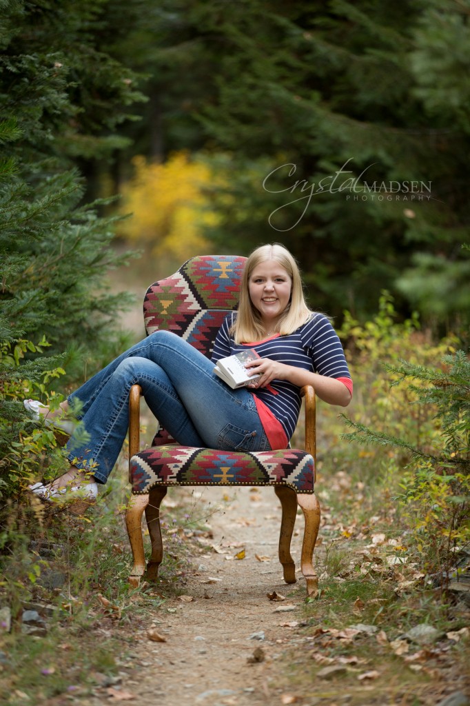 A Nature-Perfect Senior Photo Session - Crystal Madsen Photography